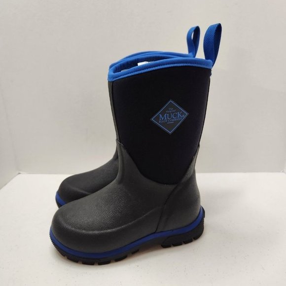 muck boot Shoes Muck Boot Boys Little Kids Size 1 Poshmark